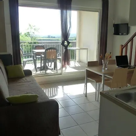 Chateau De Jouarres 2p2/3 Pmr *